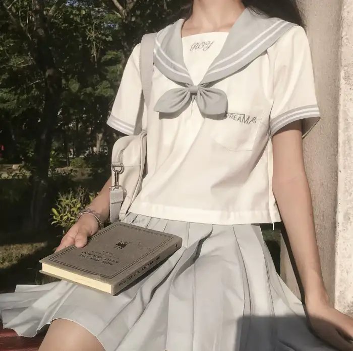 东德蕾丝的爱欲 海报